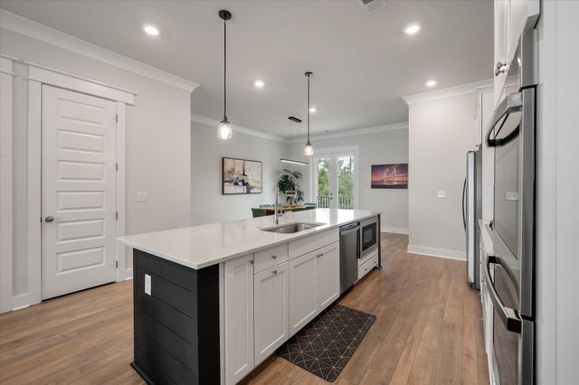 804 Kings Oak Court Unit 4, Charleston, SC 29492