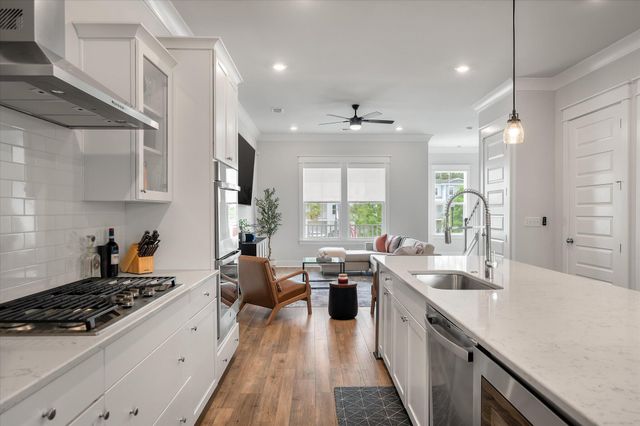 804 Kings Oak Court Unit 4, Charleston, SC 29492