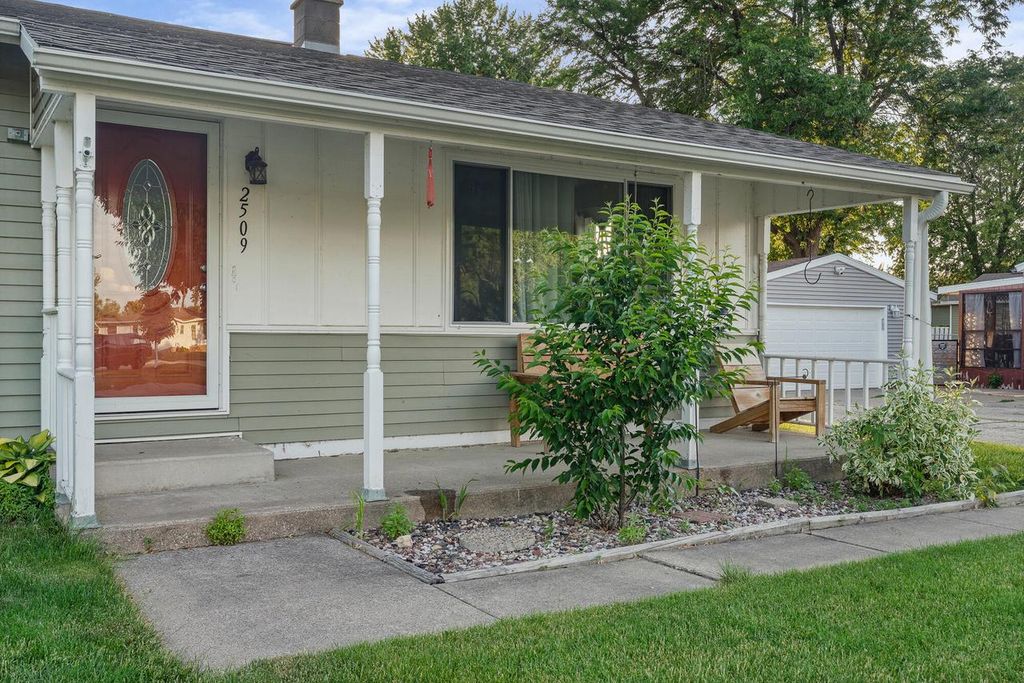 2509 Western AVENUE, La Crosse, WI 54603