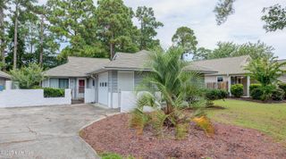 103 Holly Tree Lane, Hampstead, NC 28443