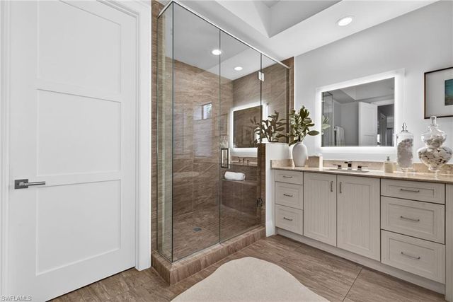 1030 3RD AVE S 210, Naples, FL 34102