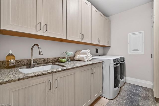 1030 3RD AVE S 210, Naples, FL 34102