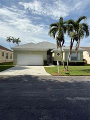 2435 SE 7th Place 2435, Homestead, FL 33033