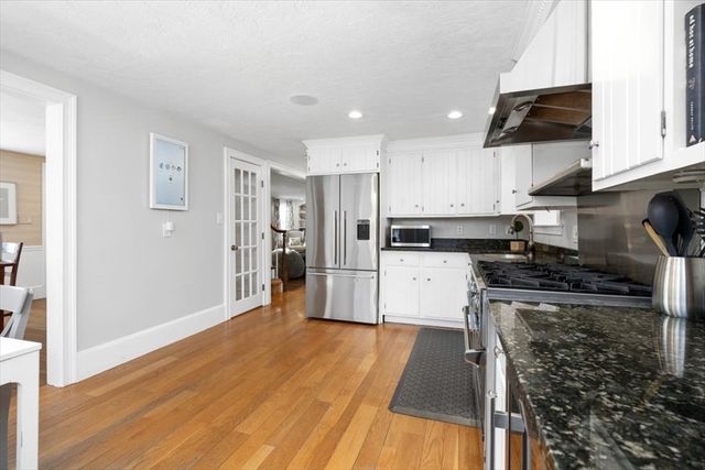 38 Smith Rd, Hingham, MA 02043