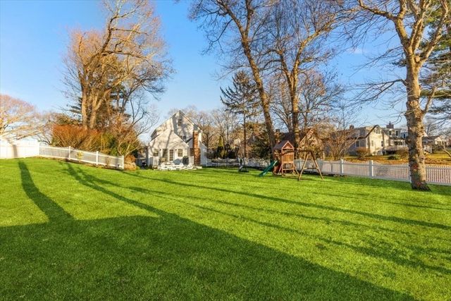 38 Smith Rd, Hingham, MA 02043