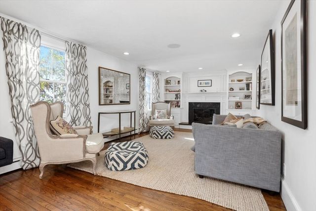 38 Smith Rd, Hingham, MA 02043