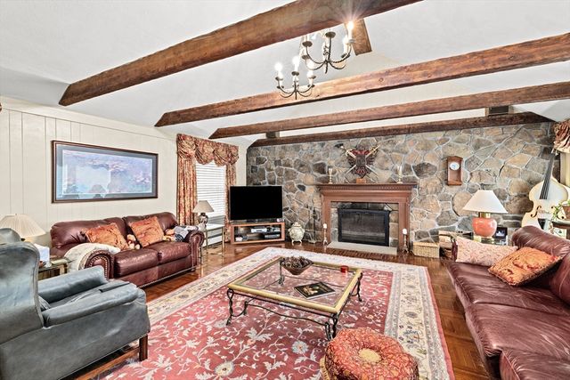 443 Chestnut, Newton, MA 02468