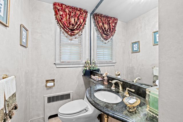 443 Chestnut, Newton, MA 02468