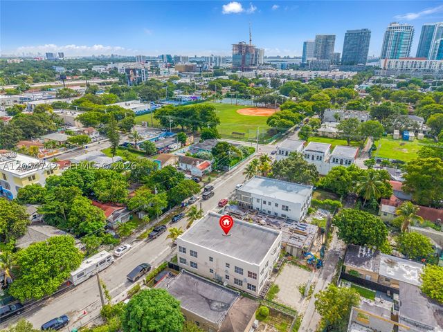 244 NW 34th St, Miami, FL 33127