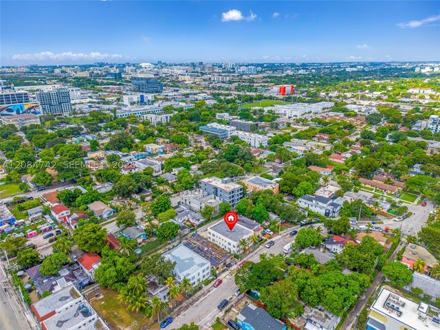 244 NW 34th St, Miami, FL 33127