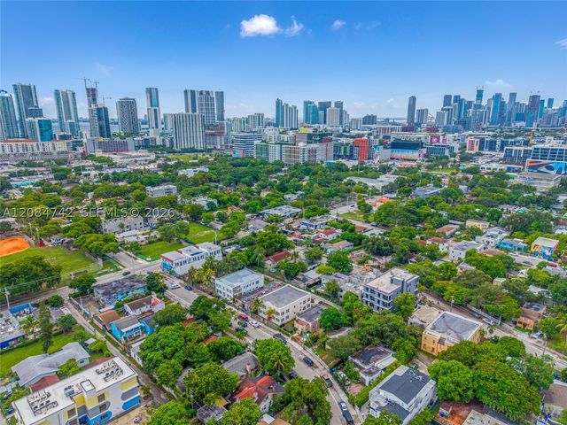 244 NW 34th St, Miami, FL 33127