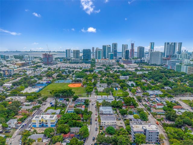 244 NW 34th St, Miami, FL 33127