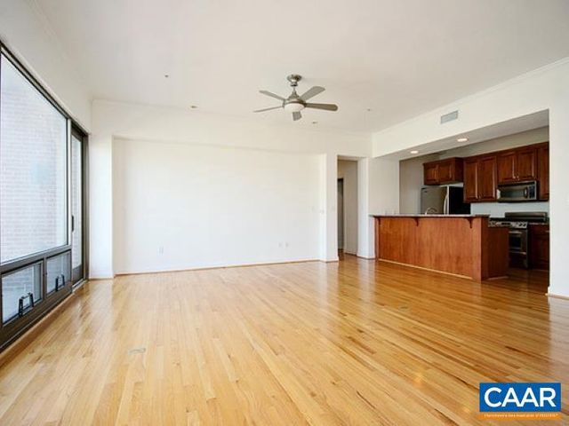 112 SE 5TH ST #3B, Charlottesville, VA 22902