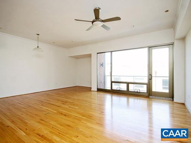 112 SE 5TH ST #3B, Charlottesville, VA 22902