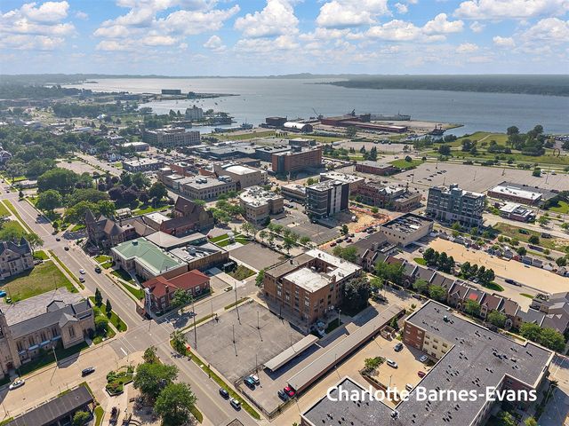 297 W Clay Avenue 410, Muskegon, MI 49440