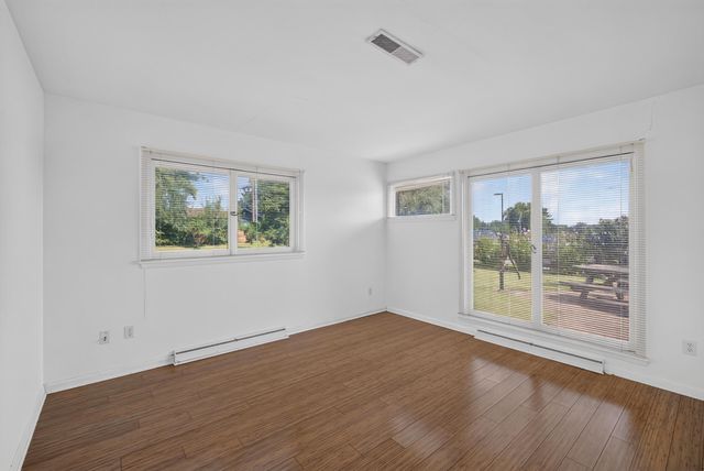 2205 COUNTRY CLUB DR, Columbia, MO 65201