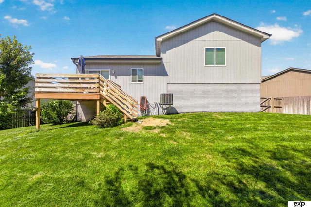 11325 S 212th Street, Gretna, NE 68028
