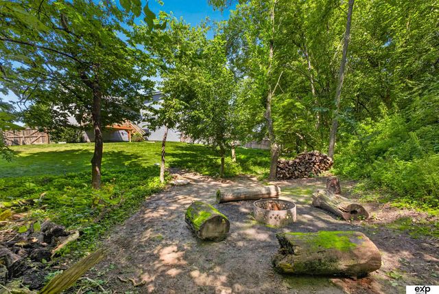 11325 S 212th Street, Gretna, NE 68028
