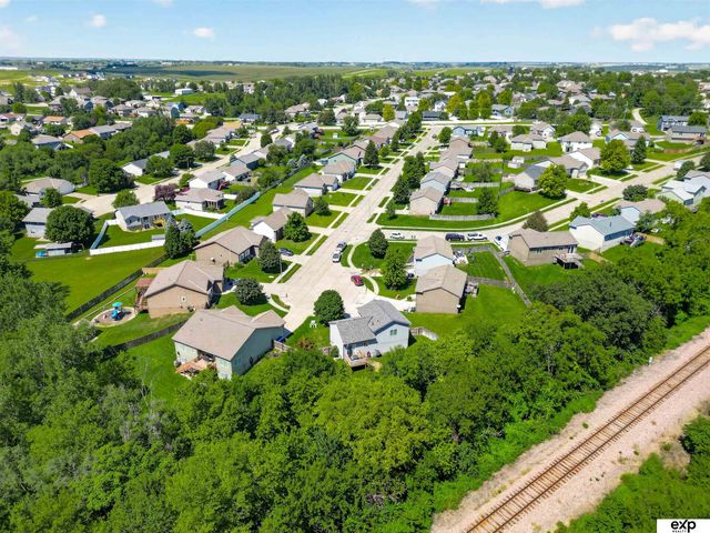 11325 S 212th Street, Gretna, NE 68028