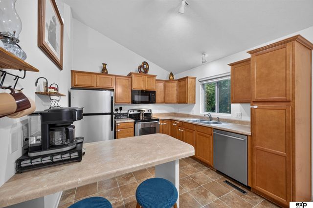 11325 S 212th Street, Gretna, NE 68028