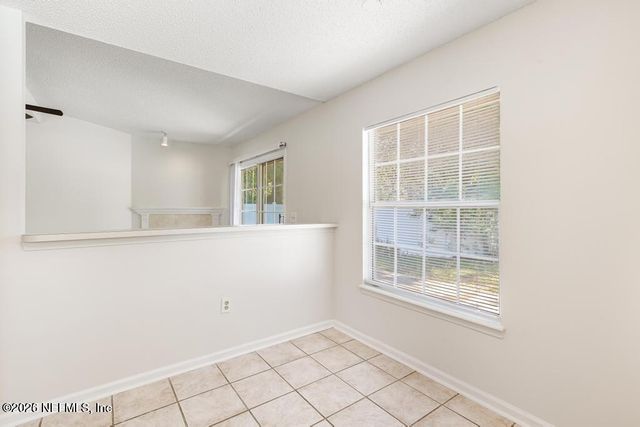 12138 SILVER SADDLE Drive, Jacksonville, FL 32258