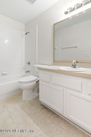 12138 SILVER SADDLE Drive, Jacksonville, FL 32258