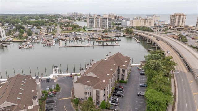 401 Harbour Pt Apt 101, Virginia Beach, VA 23451