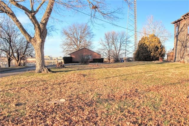 3837 Faraon Street, St Joseph, MO 64506