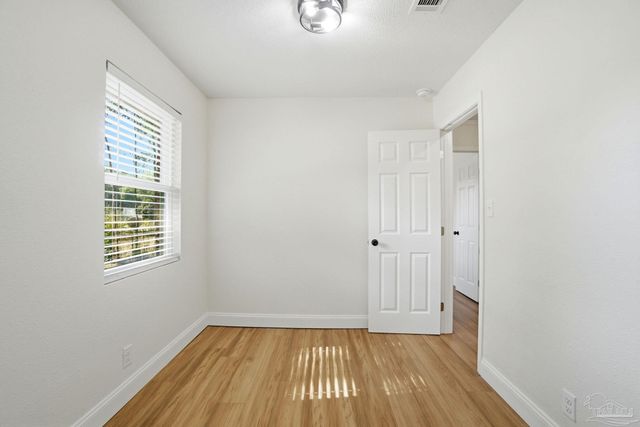 6210 Long St, Milton, FL 32570