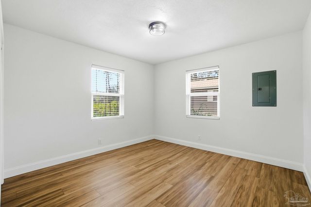 6210 Long St, Milton, FL 32570