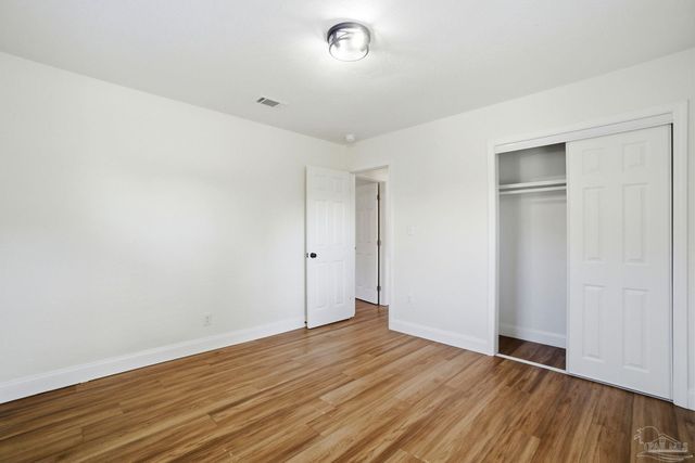 6210 Long St, Milton, FL 32570