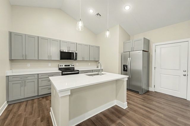 2723 Amelia Ln., Salina, KS 67401