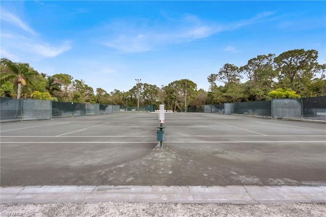 3577 Corinthian WAY, Naples, FL 34105