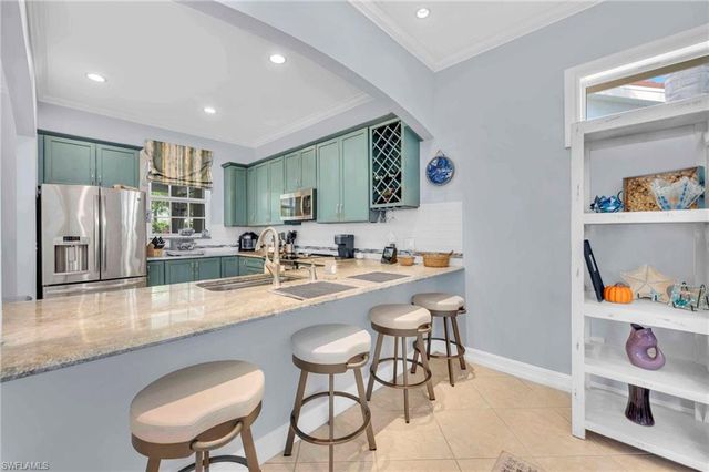 3577 Corinthian WAY, Naples, FL 34105