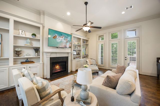310 W Bell Street, Houston, TX 77019