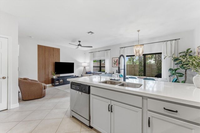 4660 Silver Saw Lane, Lake Worth, FL 33463