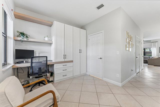 4660 Silver Saw Lane, Lake Worth, FL 33463