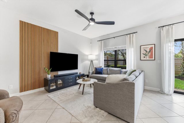 4660 Silver Saw Lane, Lake Worth, FL 33463