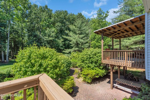15 Algonquin Terrace, Millstone, NJ 08535