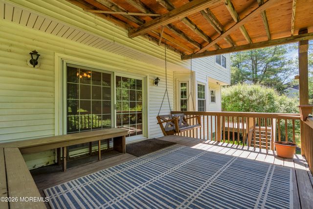 15 Algonquin Terrace, Millstone, NJ 08535