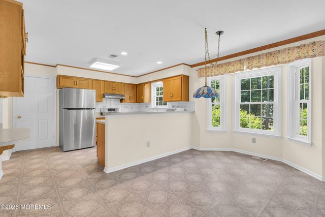15 Algonquin Terrace, Millstone, NJ 08535