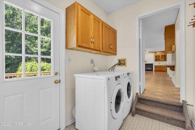 15 Algonquin Terrace, Millstone, NJ 08535