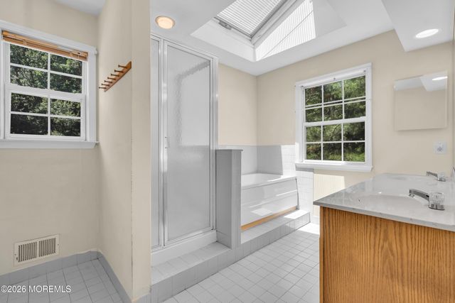 15 Algonquin Terrace, Millstone, NJ 08535