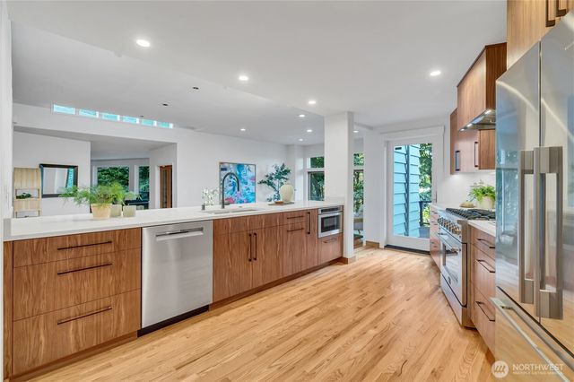 9601 NW 21st Ave, Seattle, WA 98117