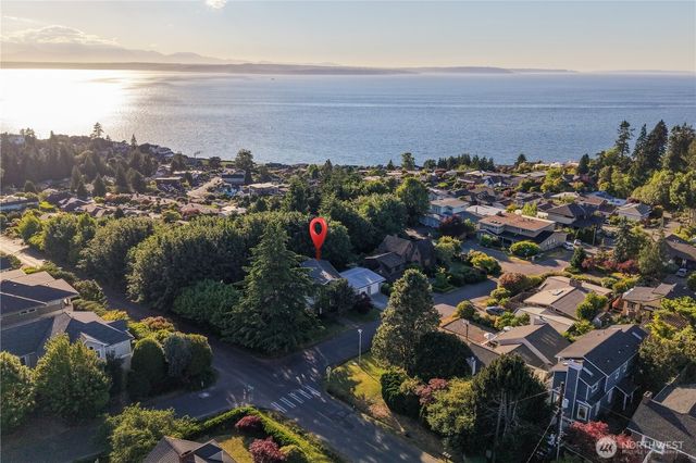 9601 NW 21st Ave, Seattle, WA 98117