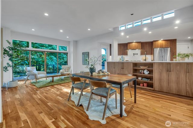 9601 NW 21st Ave, Seattle, WA 98117