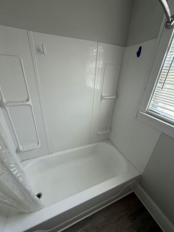 377 E Hinman Avenue, 377, Columbus, OH 43207