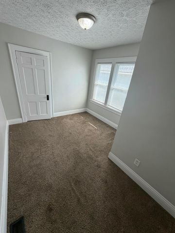 377 E Hinman Avenue, 377, Columbus, OH 43207