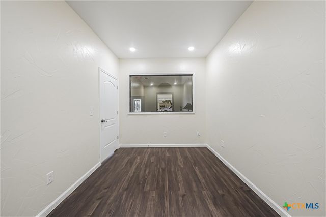 209 E 3rd Street, Lampasas, TX 76550