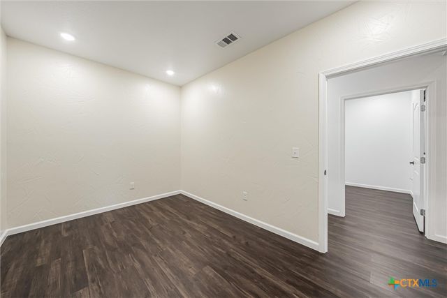 209 E 3rd Street, Lampasas, TX 76550